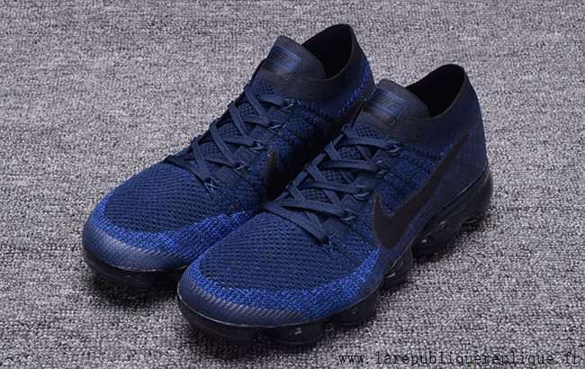 air vapormax bleu foncé